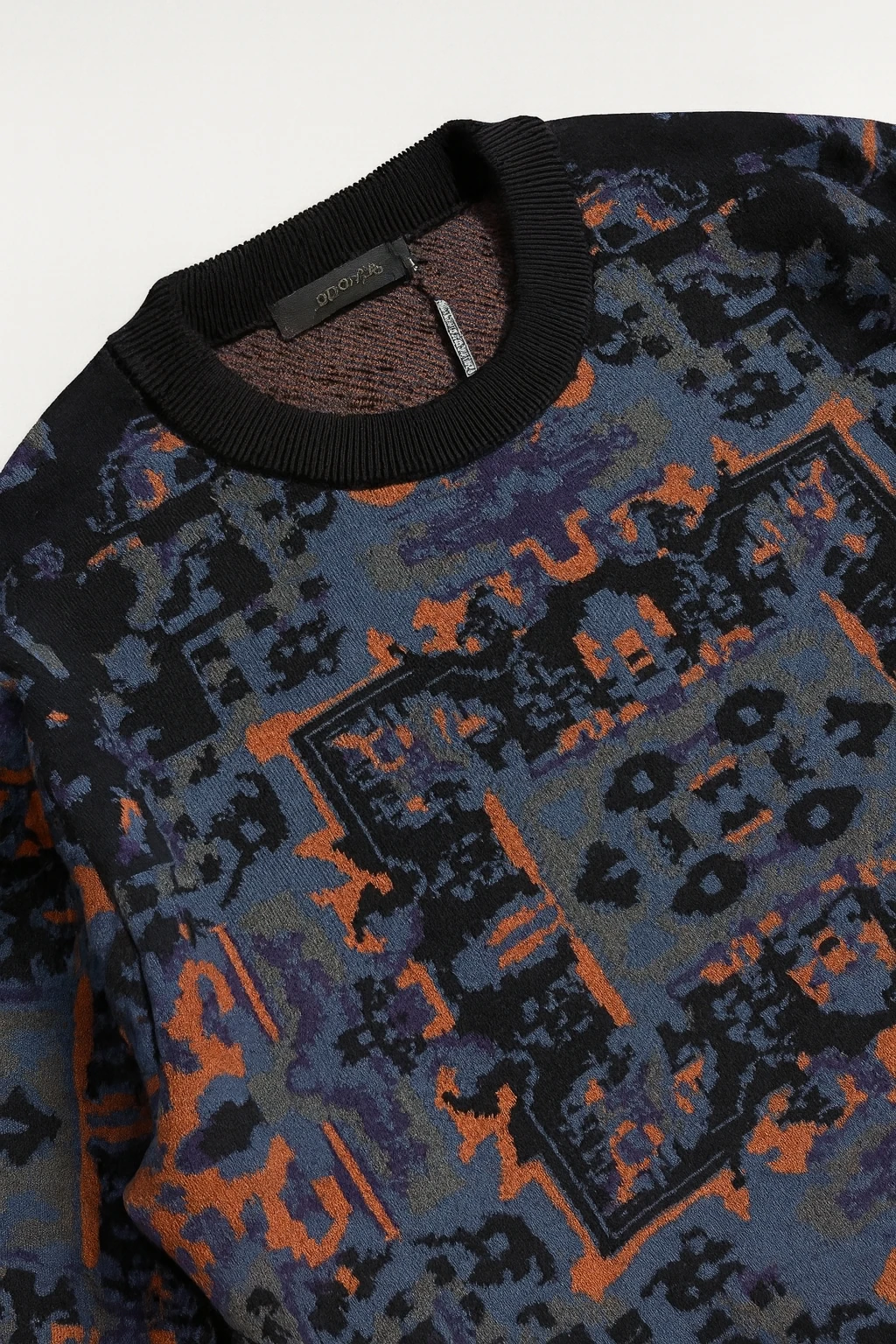 بافت یقه گرد ژاکارد - تصویر 1